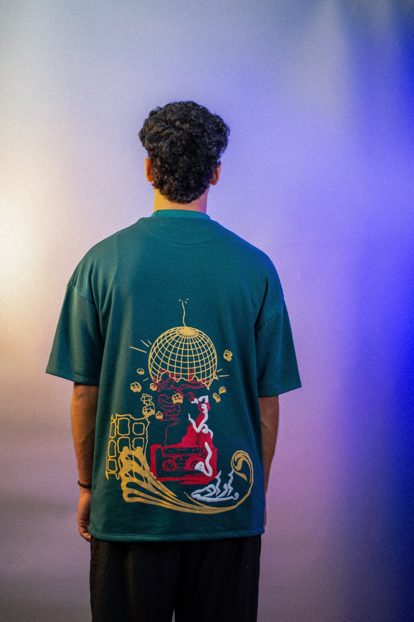 DISCO - Oversized T-Shirt.