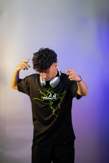 SHOR - Oversized T-Shirt.