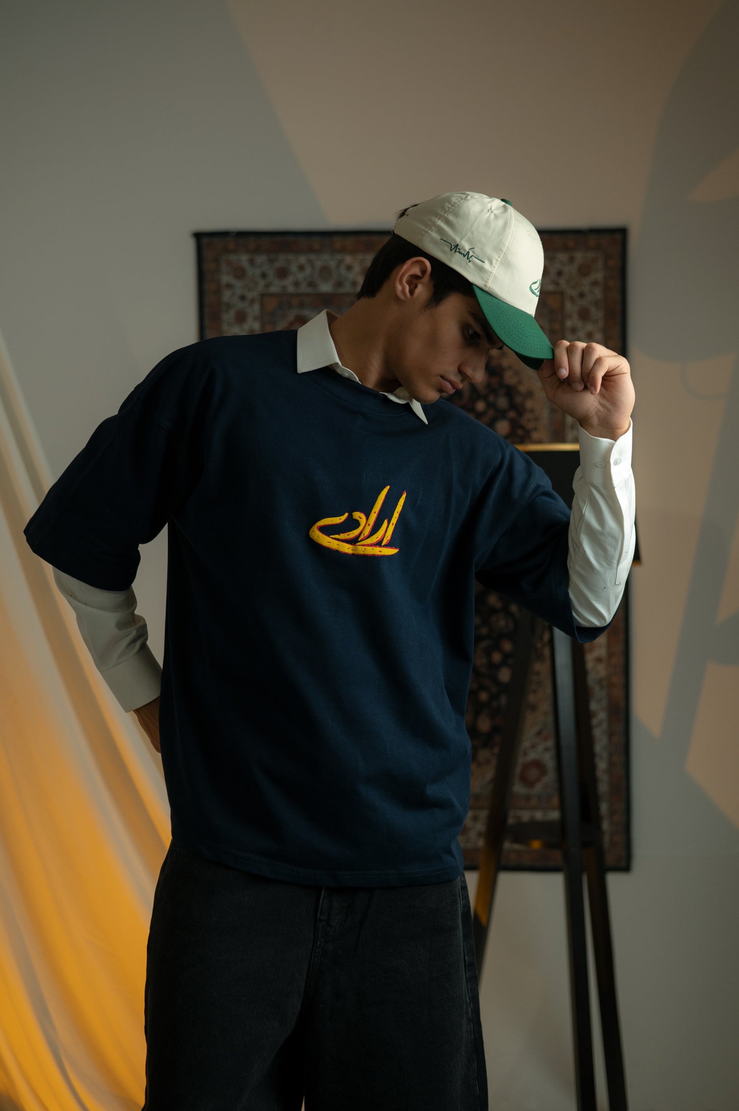 NAVY BLUE ESSENTIAL T-SHIRT